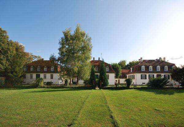 Jagdschloss Moenchbruch Mörfelden-Walldorf Buitenkant foto